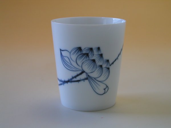 【中国茶具】景徳鎮直立逸品杯