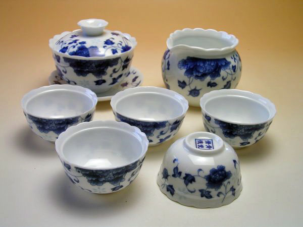 【中国茶器セット】景徳鎮骨瓷蓋碗茶器セット（縁取り青花）